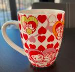 Leuke “Love is…” mok voor bijvoorbeeld Valentijn, Ophalen of Verzenden, Gebruikt, Overige stijlen, Kop(pen) en/of Schotel(s)