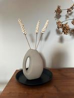 Beige vaas Riverdale, Huis en Inrichting, Woonaccessoires | Vazen, Overige kleuren, Aardewerk of Porselein, Ophalen of Verzenden