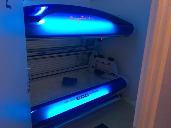 Ergoline Zonnebank Dubbelzijdig - Turbo Power 600 Classic, Witgoed en Apparatuur, Zonnebanken en Gezichtsbruiners, Gebruikt, Zonnebank dubbelzijdig