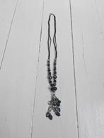Grijze ketting, Sieraden, Tassen en Uiterlijk, Kettingen, Ophalen of Verzenden, Zo goed als nieuw, Grijs, Overige materialen