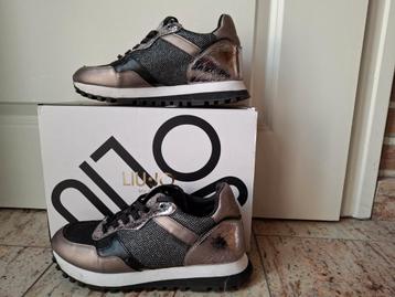 Dames sneakers merk Liu.jo  beschikbaar voor biedingen