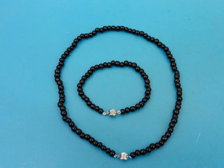 Onix collier en armband met zilveren slot               D139, Sieraden, Tassen en Uiterlijk, Kettingen, Gebruikt, Steen of Mineraal