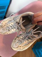 Adidas Yeezy Beige Reflectie Maat 40, Ophalen of Verzenden, Gedragen, Beige, Sneakers of Gympen