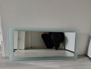 Spiegel op glazenplaat 42 x 91 cm beschikbaar voor biedingen