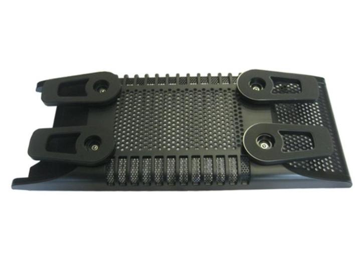 Cooler Master Sniper Onderkant incl. voetjes (Nieuw), Computers en Software, Computerbehuizingen, Nieuw, Ophalen