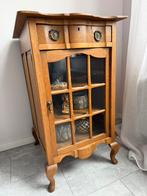 Eyecatcher erg mooi brocante Queen Ann kastje, Antiek en Kunst, Antiek | Meubels | Kasten, Ophalen of Verzenden