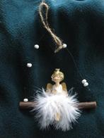 Engeltje op schommel, Ophalen