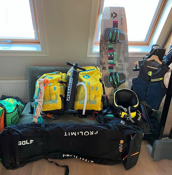 Duotone Evo 2019 8/10 + Trustbar 2019 + Jaime 2022, Watersport en Boten, Kitesurfen, Gebruikt, 10 m², Twintip, Ophalen