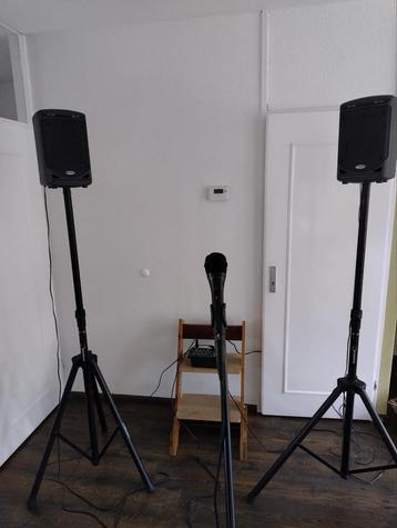 Samson XP150 PA-set – compleet – met microfoons en statieven beschikbaar voor biedingen