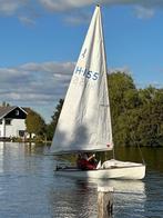 Stoere Hornet H155 escapade zeilboot met trailer, Watersport en Boten, Open zeilboten, Ophalen, Geen motor, Gebruikt, 3 tot 6 meter