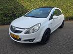 Opel CORSA uniek! 1.4 16V Sport, dakraam, parelmoer wit, Gebruikt, 4 cilinders, Wit, Bedrijf