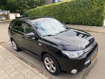 Mitsubishi Outlander 2.0 Dohc Mivec Phev 203pk 4WD CVT 5P beschikbaar voor biedingen