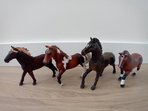 4 mooie schleich paarden, Verzamelen, Dierenverzamelingen, Zo goed als nieuw, Beeldje of Figuurtje, Paard, Ophalen of Verzenden