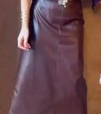 Leren Lange Bordeauxrode Leren Rok maat M, Kleding | Dames, Rokken, Verzenden, Zo goed als nieuw, Zwart, Onder de knie