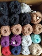 18 bollen sweetheart soft scheepjes 8 kleuren, Hobby en Vrije tijd, Verzenden, Zo goed als nieuw, Breien of Haken, Wol of Garen