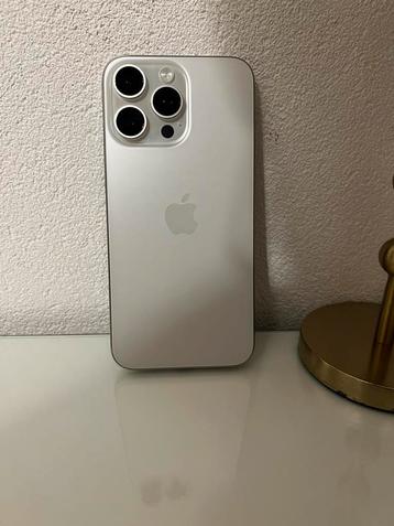 Apple IPhone 15 Pro Max 512GB beschikbaar voor biedingen