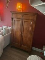 Zeer oude antieke kast, Antiek en Kunst, Ophalen