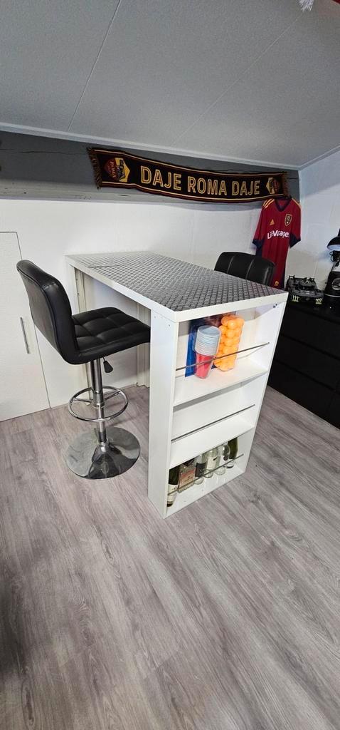 Bartafel met 2 krukken te koop!, Huis en Inrichting, Barren, Gebruikt, Ophalen