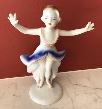 Vintage beeldje Ballerina porselein ARPO beschikbaar voor biedingen