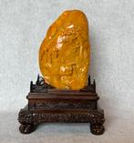 Grote Shoushan speksteen in sokkel China, Ophalen of Verzenden