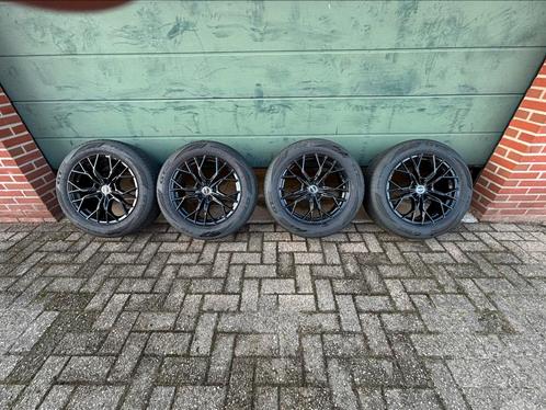 VW Transporter T5 T6 velgen zwart 18 inch z.g.a.n. 235/55R18, Auto-onderdelen, Banden en Velgen, Zomerbanden, 18 inch, 235 mm