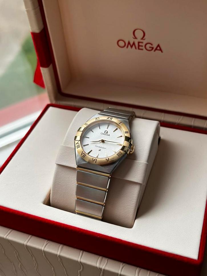 New OMEGA Constellation Quartz 28mm 18K Yellow Gold Watch, Sieraden, Tassen en Uiterlijk, Horloges | Dames, Nieuw, Goud, Ophalen of Verzenden