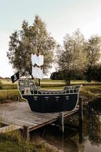 Houten “boot” op wielen, Ophalen, Zo goed als nieuw