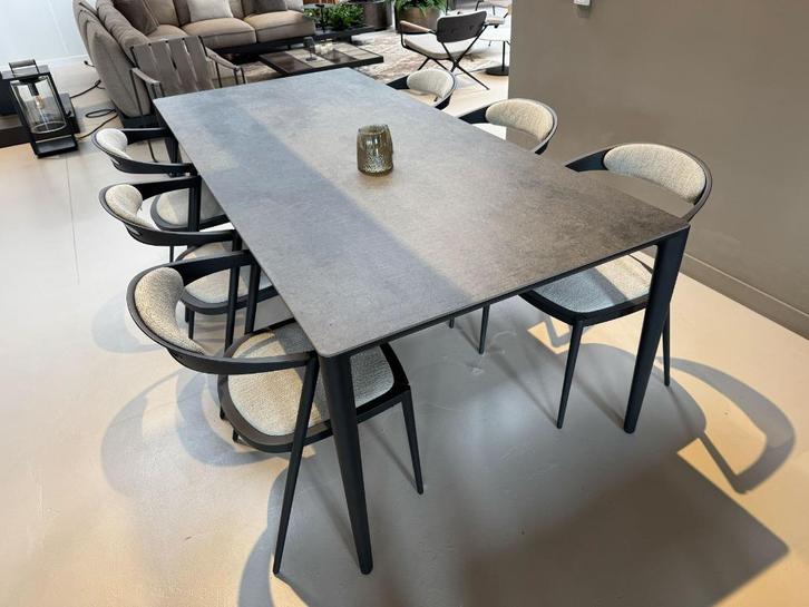 -40% ! Royal Botania U-Nite + Styletto eetset -SHOWROOMMODEL, Tuin en Terras, Tuintafels, Zo goed als nieuw, Rechthoekig, Aluminium