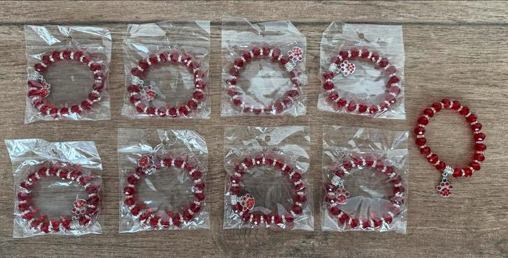 Armbandjes met Hondenpootje - 9 Stuks, Sieraden, Tassen en Uiterlijk, Armbanden, Nieuw, Elastiek, Rood, Met bedels of kralen, Ophalen of Verzenden