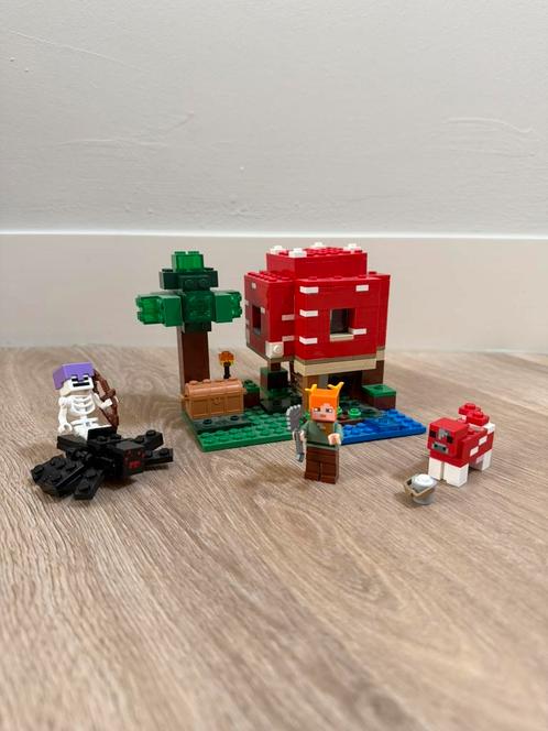 LEGO Minecraft 21179 – Het Paddenstoelenhuis, Kinderen en Baby's, Speelgoed | Duplo en Lego, Zo goed als nieuw, Ophalen of Verzenden