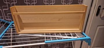 Boekenrek hout beschikbaar voor biedingen