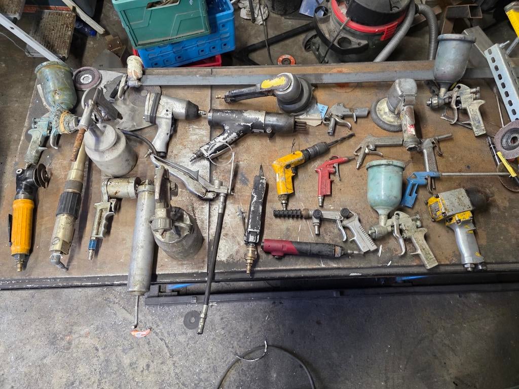 Partij luchtgereedschap, c.a 25 stuks., Doe-het-zelf en Verbouw, Gereedschap | Handgereedschap, Gebruikt, Ophalen of Verzenden