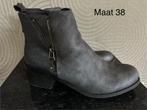 Leuke blauw grijze enkellaarsjes ( mt 38 ), Ophalen of Verzenden, Zo goed als nieuw, Blauw, Lage of Enkellaarzen