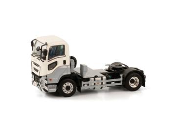 ISUZU; WHITE beschikbaar voor biedingen