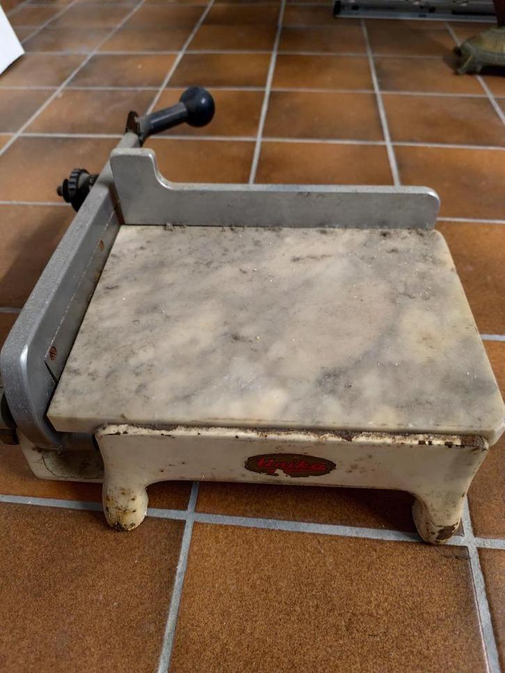 retro kaassnijmachine Unika (onverwarmd), Antiek en Kunst, Antiek | Keukenbenodigdheden, Ophalen of Verzenden