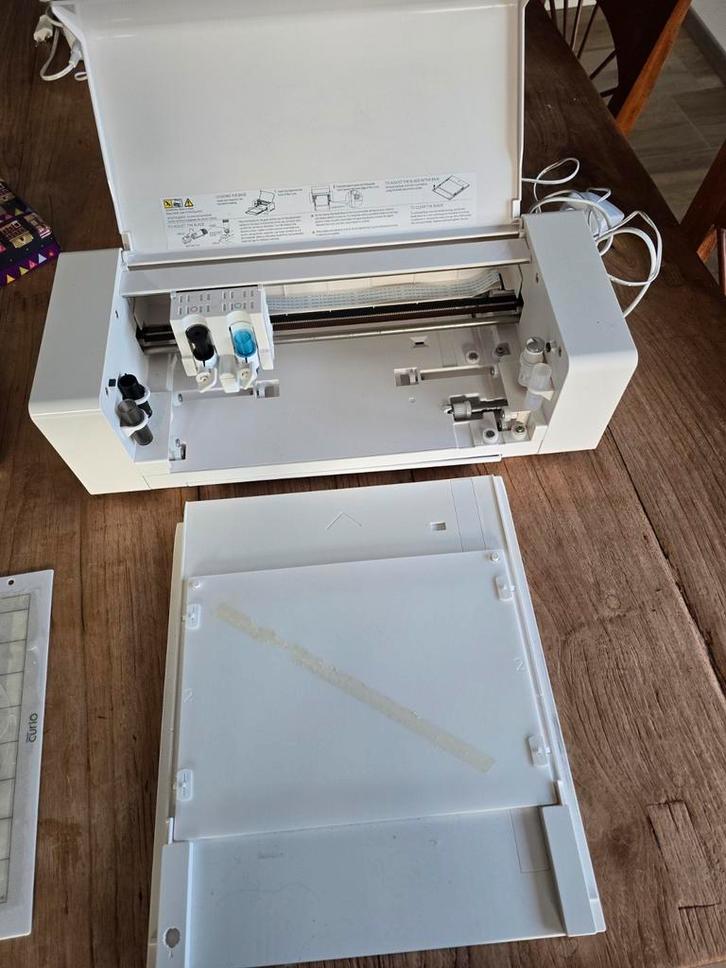 Silhouette Curio Snijmachine, Hobby en Vrije tijd, Scrapbooking, Gebruikt, Ophalen of Verzenden