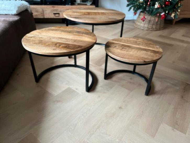 Set van 3 mango houten salontafels, Huis en Inrichting, Tafels | Salontafels, Zo goed als nieuw, Minder dan 50 cm, 50 tot 100 cm
