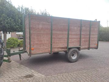 Veewagen, wagen, Getrokken kraan, kraan, graafmachine  beschikbaar voor biedingen
