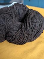 Tesselaar wol, bruin, handgesponnen, Ophalen of Verzenden, Nieuw, Breien of Haken, Wol of Garen