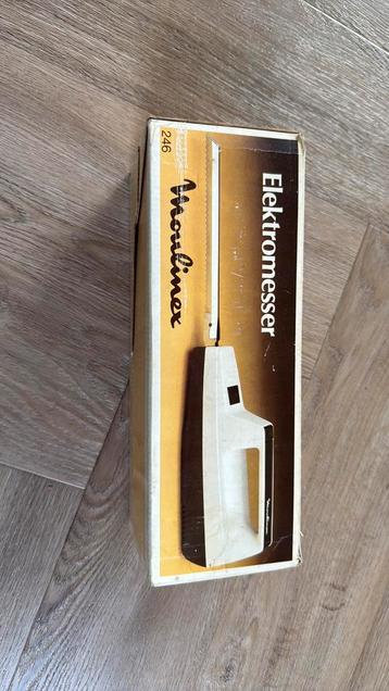 Elektrisch mes beschikbaar voor biedingen