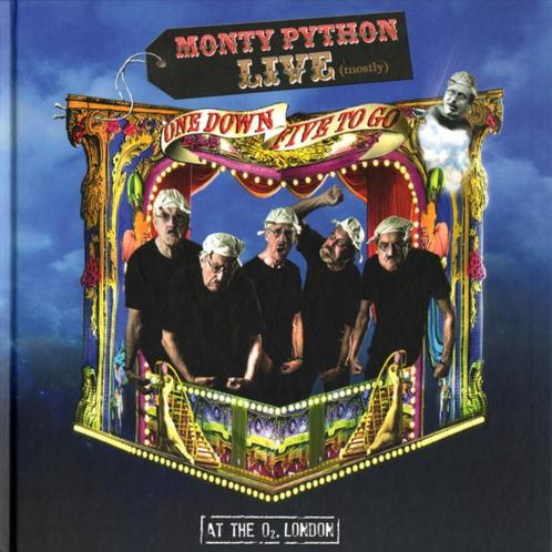 Monty Python - Live (Mostly) One Down Five To Go (Deluxe) *, Cd's en Dvd's, Blu-ray, Nieuw in verpakking, Humor en Cabaret, Ophalen