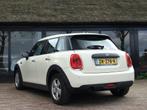MINI Mini 1.5 One Business Edition Bluetooth | Navigatie, Voorwielaandrijving, Stof, Gebruikt, Met garantie (alle)