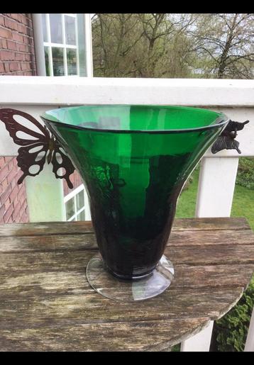 Mooie grote groene glazen vaas, schaal of bokaal ong 24 cm h beschikbaar voor biedingen