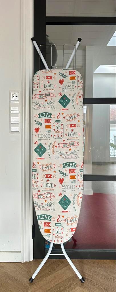 Stoomstrijkijzer en plank - nette staat, Witgoed en Apparatuur, Strijkijzers en Strijkplanken, Gebruikt, Ophalen