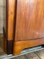 Stoere vintage eendeurskast, Ophalen