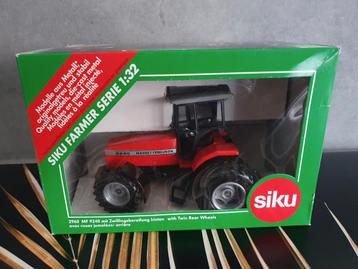 Siku Farmer 2960 Massey Furguson 9240 dubbellucht 1.32  beschikbaar voor biedingen