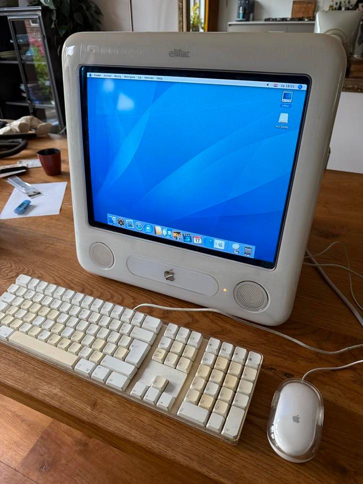 Apple eMac 1GHz PowerPC - Klassieker!, Computers en Software, Vintage Computers, Ophalen of Verzenden