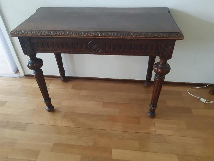 Engelse sidetable, Huis en Inrichting, Tafels | Sidetables, Zo goed als nieuw, 25 tot 50 cm, 50 tot 100 cm, Rechthoekig, Overige houtsoorten