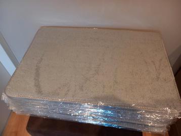 18x vloermatje grijs 60x40  beschikbaar voor biedingen