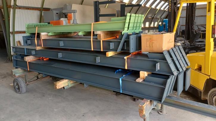 Staalconstructie Spanten Loods 6m br Vergunningsvrij !, Doe-het-zelf en Verbouw, Overige Doe-het-zelf en Verbouw, Nieuw, Ophalen
